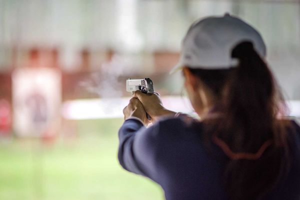 How to Shoot a Handgun