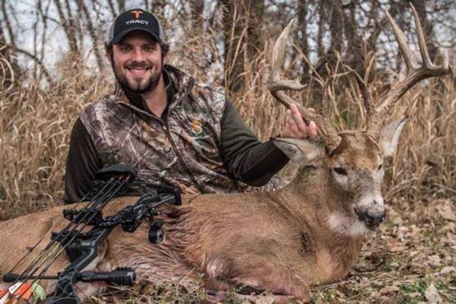 how to hunt leeward ridges for whitetails
